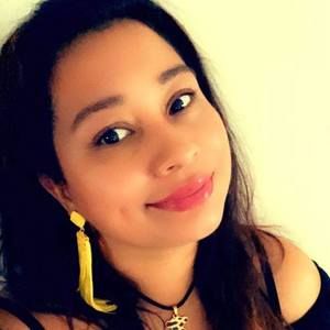 Meet your Posher, Dania